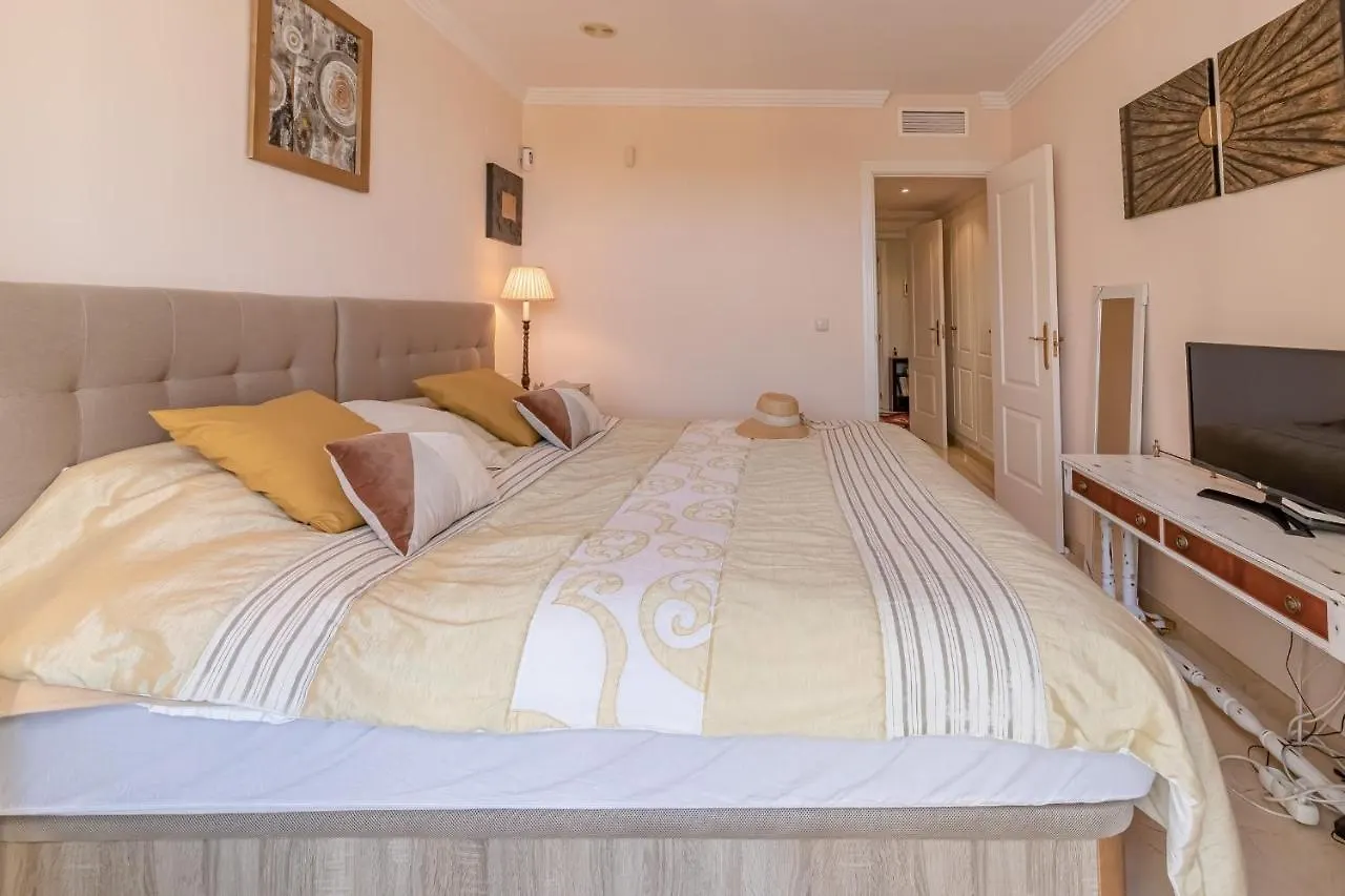 Atico Familiar Con Terraza Y Bonitas Vistas Al Mar En Marbella - Rio Real 282G Apartment